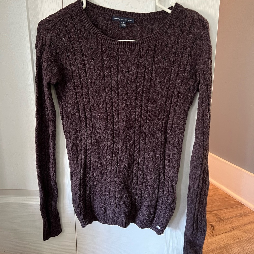 American Eagle Sweater